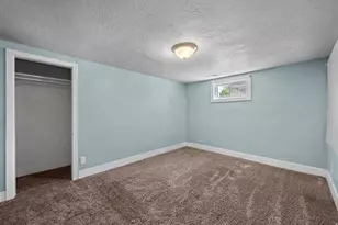895 W 400 N, Orem, UT 84057 - Photo 24