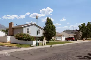 1242 N 200 W, Orem, UT 84057 - Photo 2