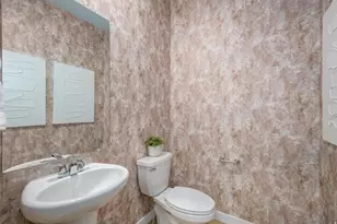 2124 E Porcupine Dr, Eagle Mountain, UT 84005 - Photo 4