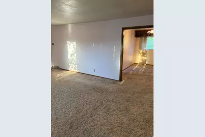 5054 S 3550 W, Roy, UT 84067 - Photo 4
