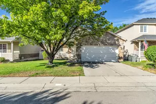 10695 S Pine Grove Way, South Jordan, UT 84009 - Photo 2