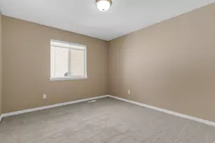 10695 S Pine Grove Way, South Jordan, UT 84009 - Photo 22