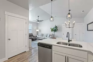 14642 S McKellen Dr, Herriman, UT 84096 - Photo 10