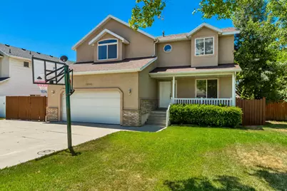 12542 S Stonebridge Cir E, Draper, UT 84020 - Photo 2