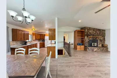 1211 S 2030 E, Price, UT 84501 - Photo 20
