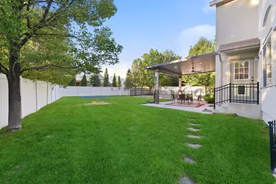 2035 E Quartzridge Dr, Sandy, UT 84092 - Photo 62
