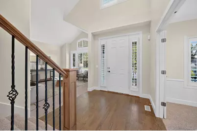 2035 E Quartzridge Dr, Sandy, UT 84092 - Photo 16