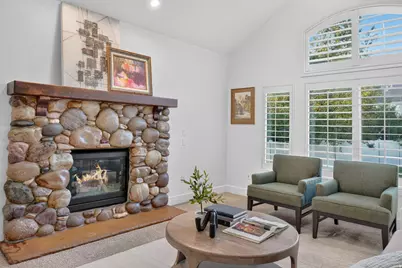 2035 E Quartzridge Dr, Sandy, UT 84092 - Photo 42