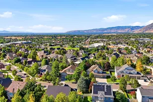 2035 E Quartzridge Dr, Sandy, UT 84092 - Photo 8