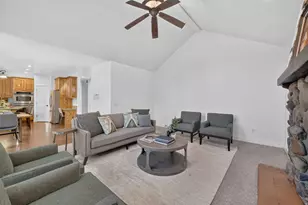 2035 E Quartzridge Dr, Sandy, UT 84092 - Photo 42