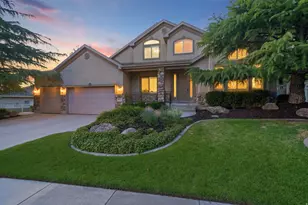 2035 E Quartzridge Dr, Sandy, UT 84092 - Photo 2