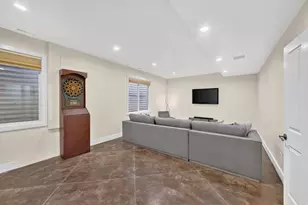 2035 E Quartzridge Dr, Sandy, UT 84092 - Photo 58