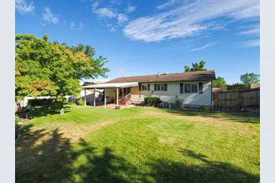 960 E North Fork Cir, Sandy, UT 84094 - Photo 4