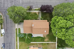 3006 W Robinwood Dr, Taylorsville, UT 84129 - Photo 48