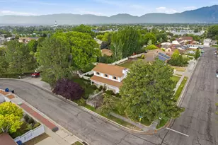 3006 W Robinwood Dr, Taylorsville, UT 84129 - Photo 44