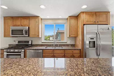3006 W Robinwood Dr, Taylorsville, UT 84129 - Photo 16