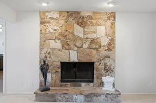 3006 W Robinwood Dr, Taylorsville, UT 84129 - Photo 10