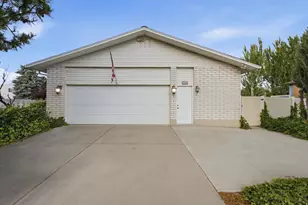3006 W Robinwood Dr, Taylorsville, UT 84129 - Photo 42