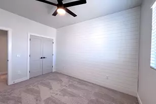 429 E Treasure Rd, Washington, UT 84780 - Photo 18