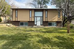 173 Durdham Ln, Sandy, UT 84070 - Photo 2