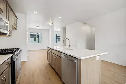 511 S 720 W #466, American Fork, UT 84003 - Photo 4