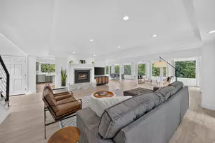 1979 S Cave Hollow Way, Bountiful, UT 84010 - Photo 2