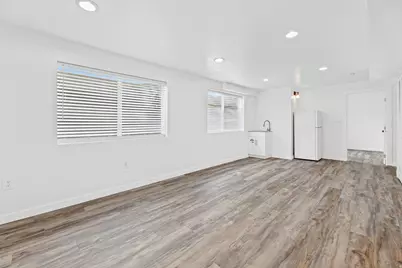 333 Candellaria Dr, Tooele, UT 84074 - Photo 28