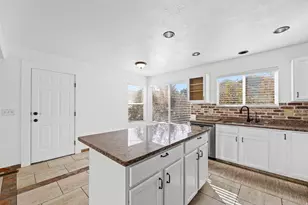 333 Candellaria Dr, Tooele, UT 84074 - Photo 14