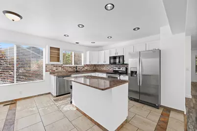333 Candellaria Dr, Tooele, UT 84074 - Photo 10