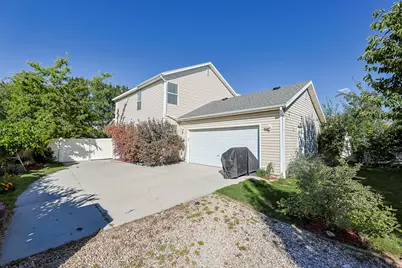 333 Candellaria Dr, Tooele, UT 84074 - Photo 36