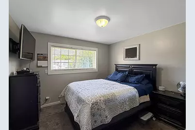 2021 N 450 E, North Ogden, UT 84414 - Photo 10