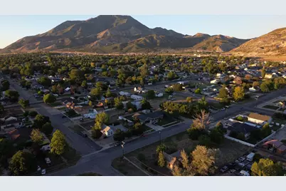 403 S 200 E, Nephi, UT 84648 - Photo 4