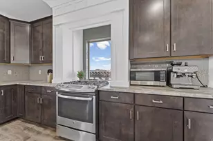 2352 W Island Dr, Kaysville, UT 84037 - Photo 16