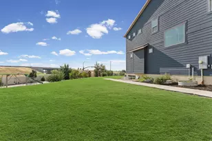 2352 W Island Dr, Kaysville, UT 84037 - Photo 40