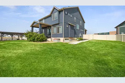 2352 W Island Dr, Kaysville, UT 84037 - Photo 38