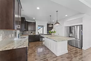 2352 W Island Dr, Kaysville, UT 84037 - Photo 14