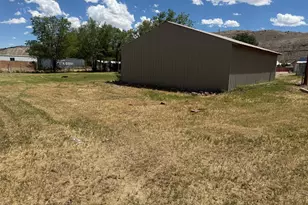 345 E 300 S, Duchesne, UT 84021 - Photo 14