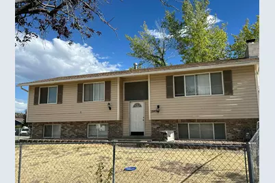 3849 W Farthington Cir, West Jordan, UT 84088 - Photo 2