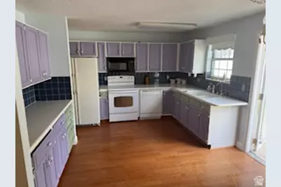 254 W Meadow Ln, Centerville, UT 84014 - Photo 14