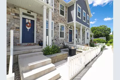 520 S Orchard Dr E #3, Bountiful, UT 84010 - Photo 2