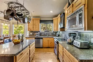 273 E Park View Circle, Bountiful, UT 84010 - Photo 18