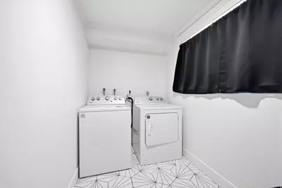 7682 S 2500 W, West Jordan, UT 84084 - Photo 18
