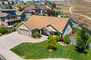 8768 N Durham Ct, Eagle Mountain, UT 84005 - Photo 2