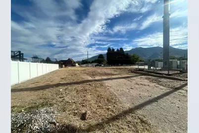 1577 E South Weber Dr #3, South Weber, UT 84405 - Photo 14
