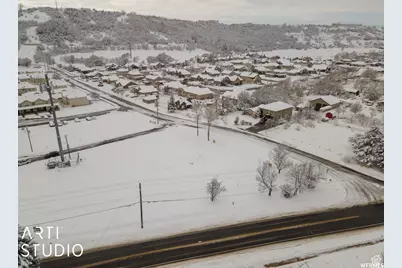 1577 E South Weber Dr #3, South Weber, UT 84405 - Photo 2