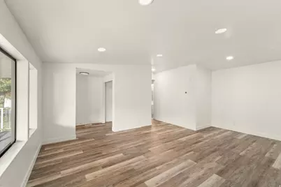 1350 W 300 N #14, Clearfield, UT 84015 - Photo 8