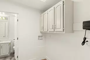 1350 W 300 N, Clearfield, UT 84015 - Photo 28