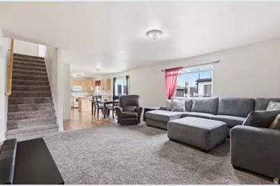 1967 E Sycamore Dr, Eagle Mountain, UT 84005 - Photo 4