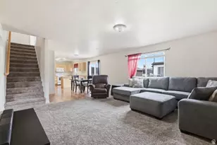 1967 E Sycamore Dr, Eagle Mountain, UT 84005 - Photo 4
