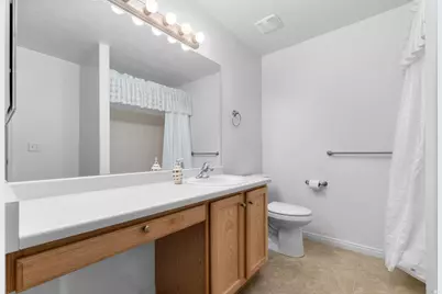 486 W 300 S #B, Springville, UT 84663 - Photo 18